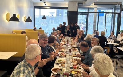 Un petit-déjeuner joyeux et animé en Haute-Yamaska